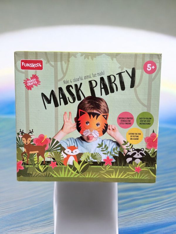 Mask party